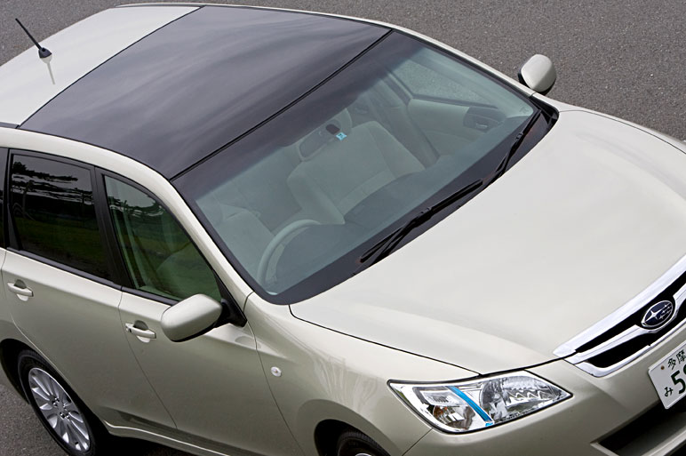 スバル初の本格ミニバン エクシーガの走り味は？