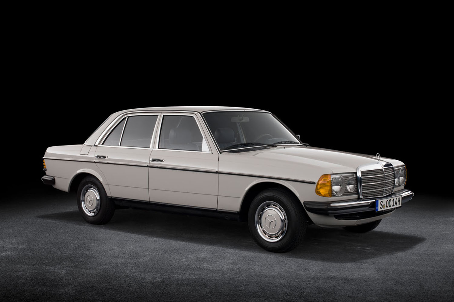 メルセデスベンツw123 世界中で270万台の大ヒット！ メルセデス・ベンツ「W123