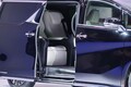1500万円の超豪華トヨタ「アルファード」ひっそり生産終了　レクサスミニバンとの関係は？