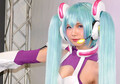 【東京オートサロン】 世界に1台の「初音ミクS660」、そして「えなこミク」爆誕!!!!