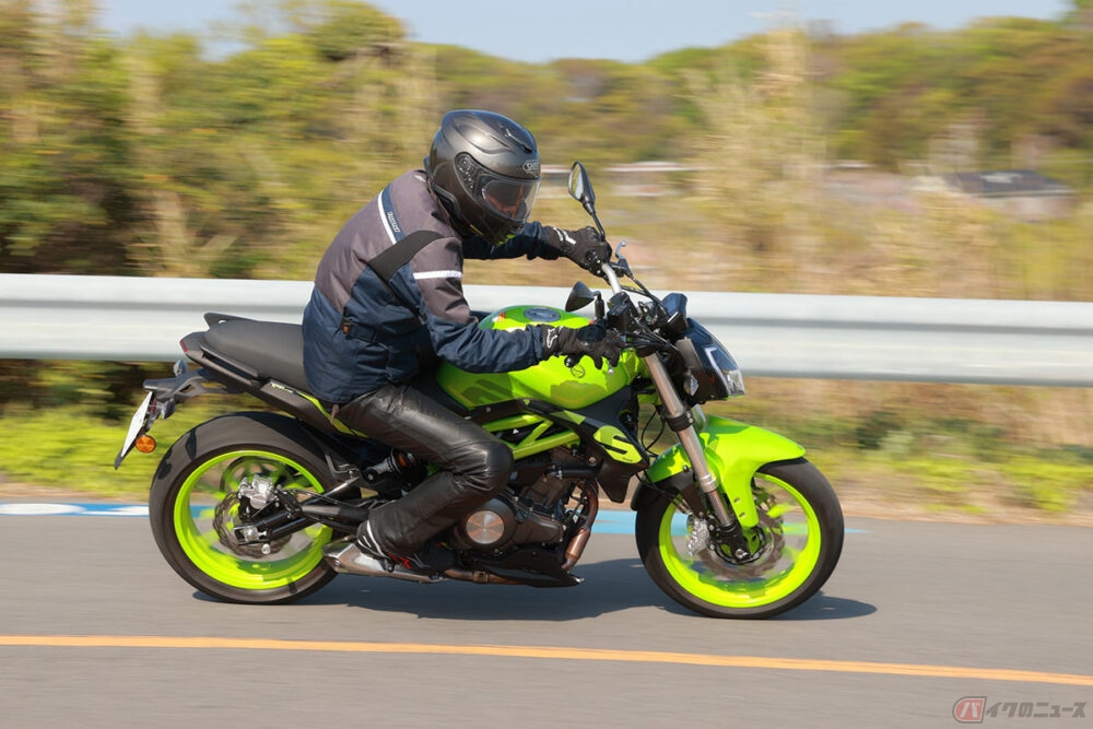 ベネリ Tnt249s 250ccクラスにあって他とは異なるフィーリングを堪能できるネイキッドモデル バイクのニュース 自動車情報サイト 新車 中古車 Carview