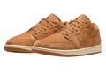 ナイキ「エア ジョーダン 1 LOW “Flax”」は秋が待ち遠しくなるブラウンスエード──GQ新着スニーカー