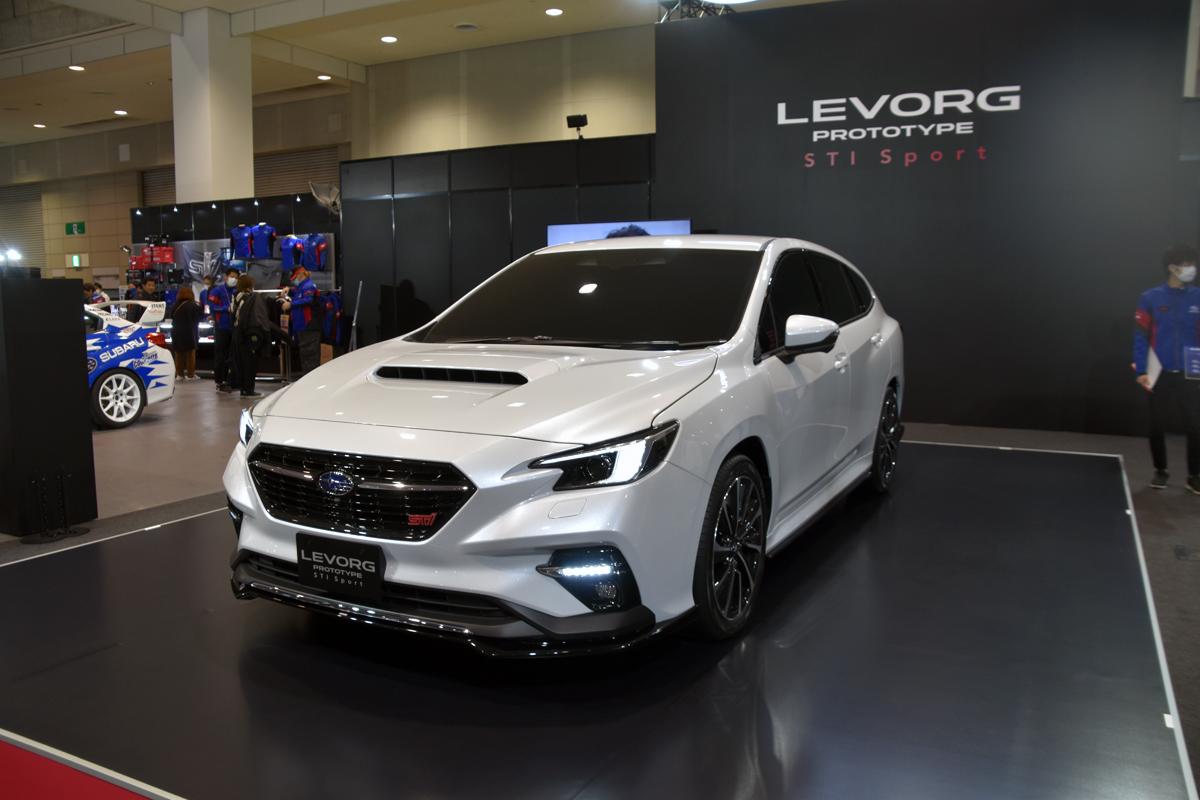 発売前なのにもうsti仕様 スバルが次期型レヴォーグの Sti Sport を登場させた意味とは 大阪オートメッセ Web Cartop 自動車情報サイト 新車 中古車 Carview