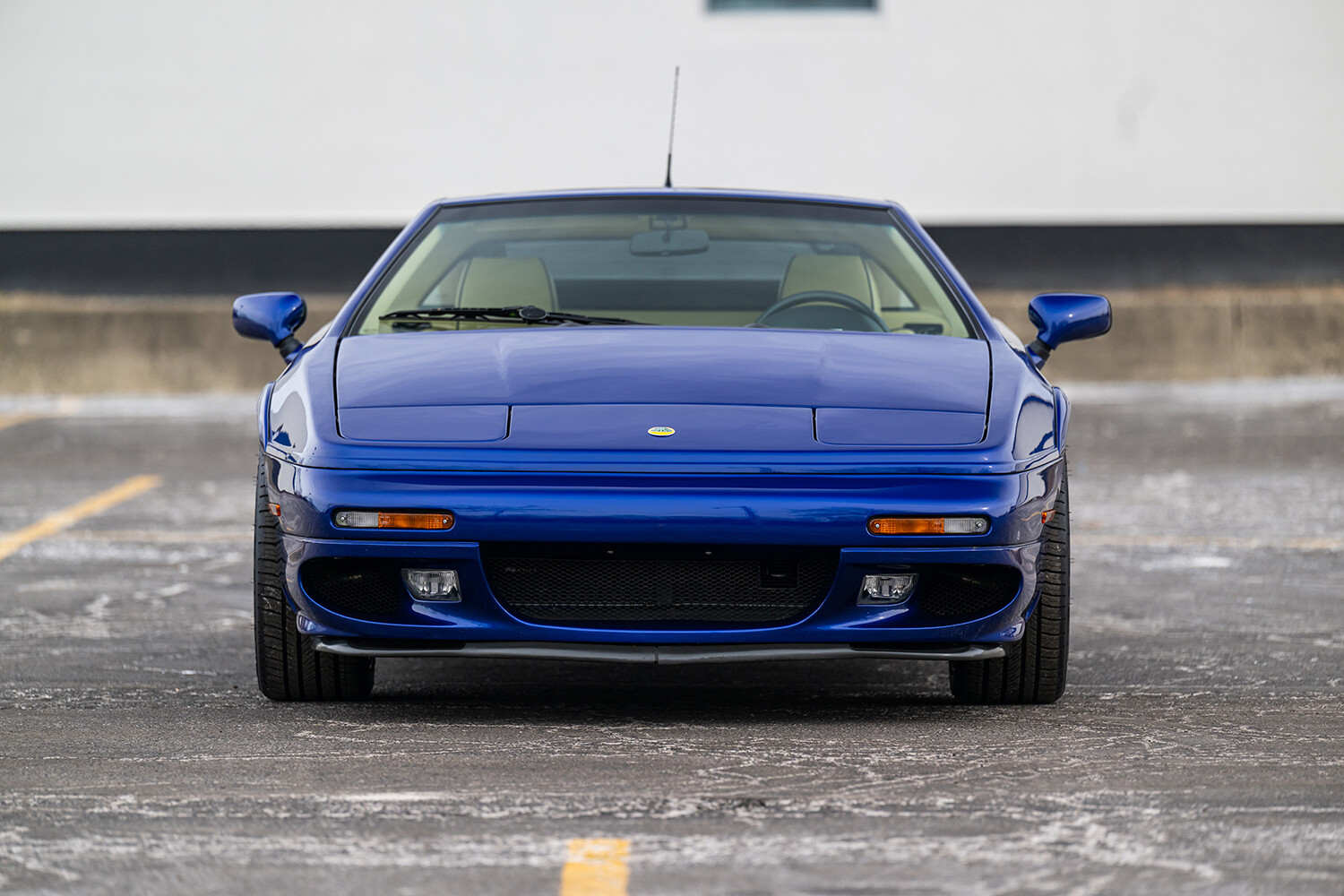 ロータスの魅力が凝縮されたエスプリは今なおファン多し！　最後は紛れもないスーパースポーツへと進化を遂げたその歴史を辿る