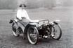 今も新車で買える！　21世紀に完全刷新したオトナの三輪車を100年以上も作り続ける「モーガン」とは