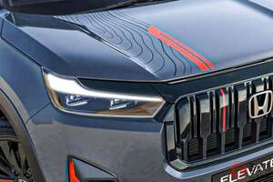 約265万円！ ホンダ新「カクカクSUV」発表！ 全長4.3m級の「ちょうどいいボディ」採用！ 6速MTもある「本格風仕様」エレベートADV印国に登場