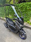 UVカット＋雨風対策で NMAX125 が快適に！ 後付けルーフキット「SLR for NMAX」が発売