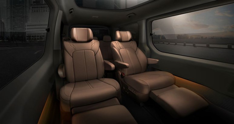 “韓国のエスティマ”が大幅改良へ ヒョンデの高級MPV「スターリア」マイチェンで大胆フェイスリフト