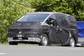 “韓国のエスティマ”が大幅改良へ ヒョンデの高級MPV「スターリア」マイチェンで大胆フェイスリフト