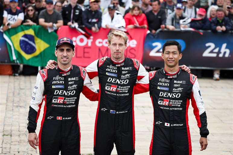 TGRがル・マンで水素エンジンハイブリッドのレーシングカーを公開。ホワイト×ブルーの色に込めた意味とは