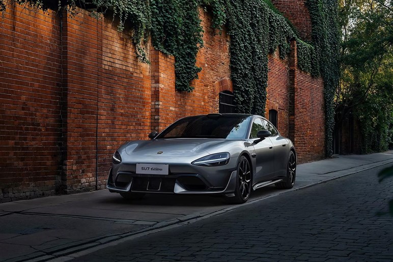 ポルシェも顔面蒼白!? 中国のシャオミ製ハイパーEV「SU7 ウルトラ」が市販車最速でニュルを制覇