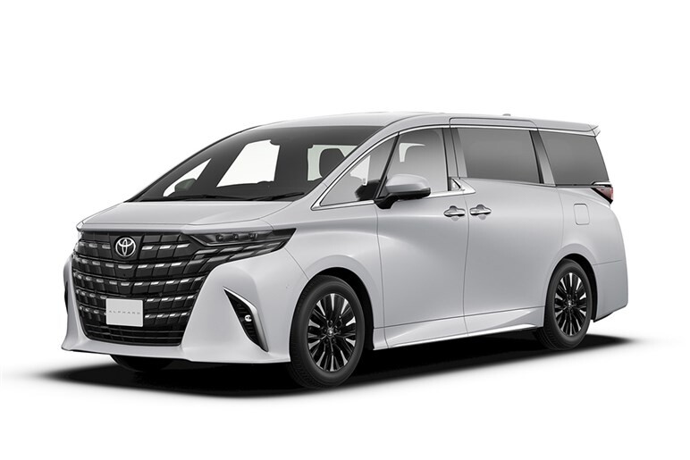 「6人乗り」発売で“前年比477％増”と爆売れするレクサス「LM」。実はアルファードと違う理由で売れていた