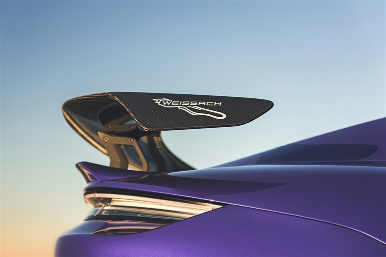 ポルシェも顔面蒼白!? 中国のシャオミ製ハイパーEV「SU7 ウルトラ」が市販車最速でニュルを制覇