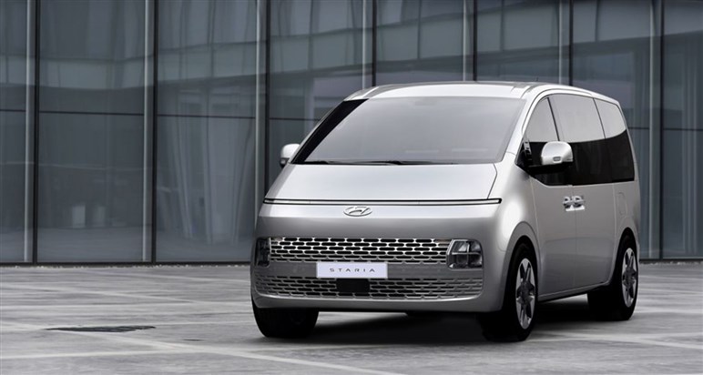 “韓国のエスティマ”が大幅改良へ ヒョンデの高級MPV「スターリア」マイチェンで大胆フェイスリフト