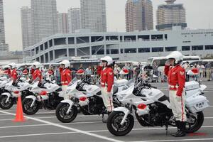 【元白バイ隊員が世相を斬る!?】人気女性タレントと愛車CB1300スーパーフォア（SF）の話題、そして女性白バイ隊員とCB1300Pについて思うこと