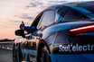 ポルシェの新型EVスポーツカー「タイカン」のプロトタイプが、イタリア・ナルドのテストコースで実施された耐久走行テストで優れた性能を実証！