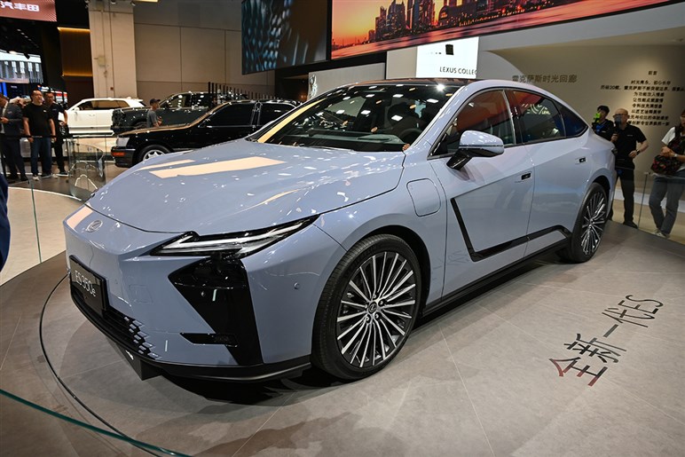 パクリ時代は過去のもの。「上海モーターショー25」で見た日独の存在感喪失と中国車大躍進のリアル
