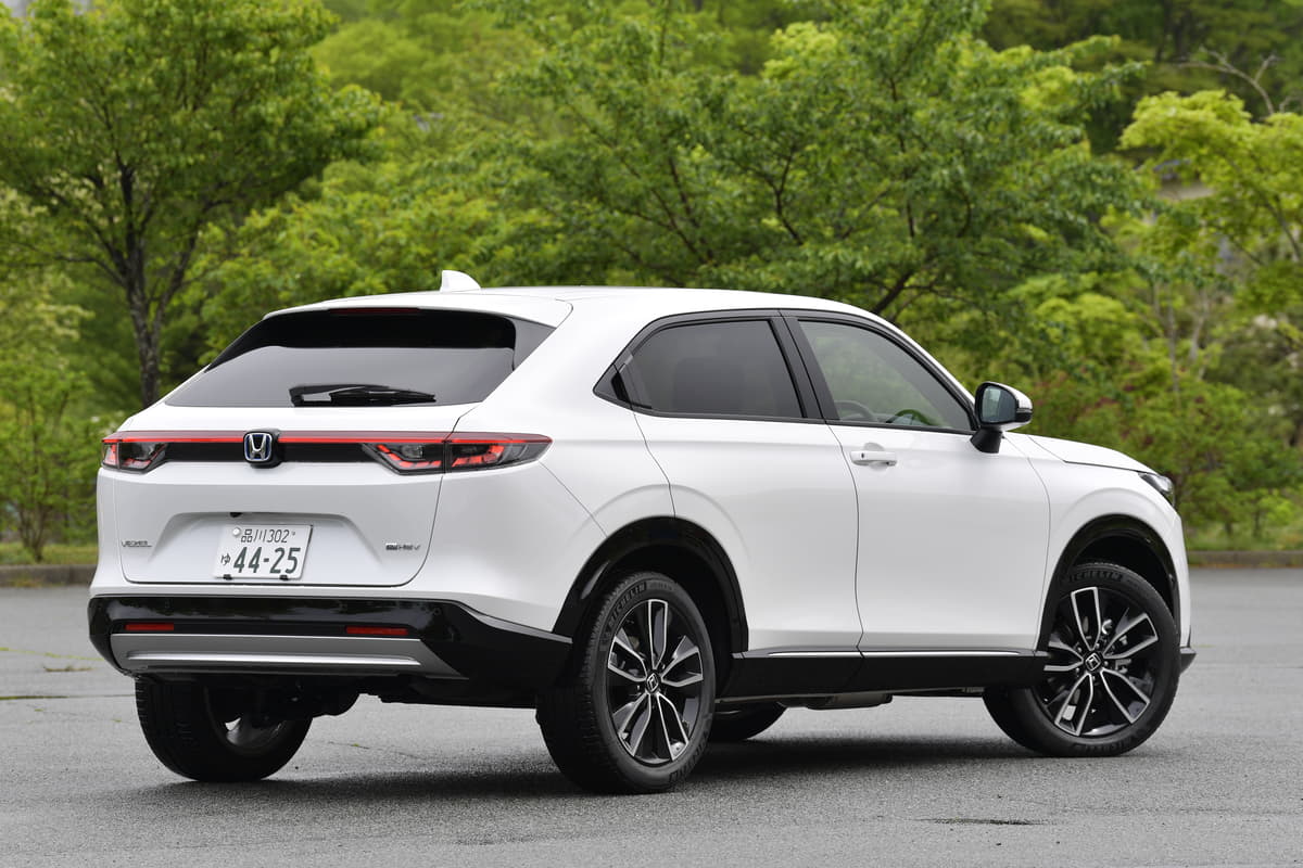 新型ヴェゼルの内装の特徴とは 旧型との違いやおすすめの純正アクセサリーを紹介 Auto Messe Web 自動車情報サイト 新車 中古車 Carview