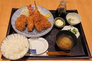 夏季限定!!　聖地松浦産の鯵が人気チェーン店の盛り合わせ膳に登場　美味しいアジフライを求めて走る旅