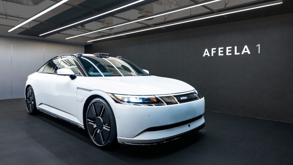 ソニー×ホンダ 先進EV「アフィーラ1」お目見え！本邦初公開カラーに注目