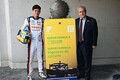 “大村くん”だけどブラジル代表です！　イゴール・フラガが駐日大使をスーパーフォーミュラに招待……eスポーツ世界王者は大使館内でも有名人？