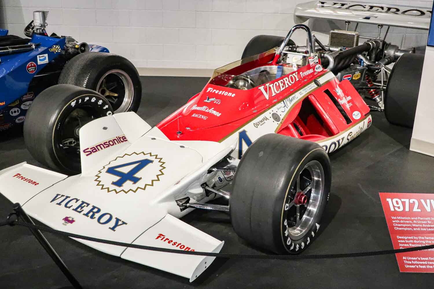 伝説のINDYカーとエンジンがずらり！アメリカン・モータースポーツの歴史が凝縮された博物館