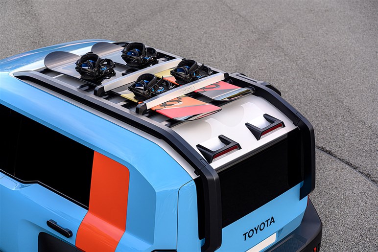 トヨタが予告する安価な「ミニランクル」の正体とは？ EV説や商用車ベース説、開発延期説まで浮上