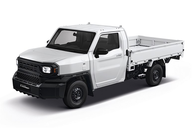 トヨタが予告する安価な「ミニランクル」の正体とは？ EV説や商用車ベース説、開発延期説まで浮上