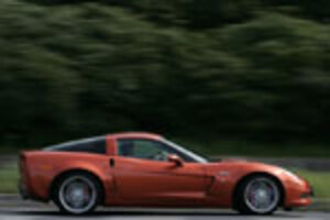 最強コルベットZ06試乗　怒涛の加速が麻薬的!?