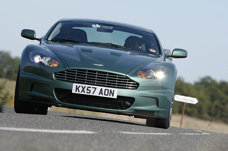 アストンDBS・海外試乗後編、3276万円は妥当!?