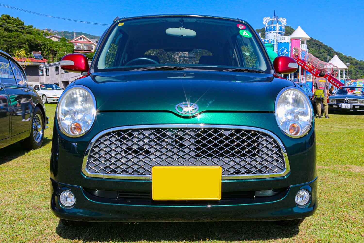 メルセデス・ベンツ「190エボII」からダイハツ「ミラジーノ」へ乗り換え！ メルセデス党だったオーナーが軽自動車にゾッコンになった理由とは？