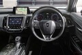 新型トヨタ・クラウン　特別仕様車「Sエレガンス・スタイル」　内装、こがね設定