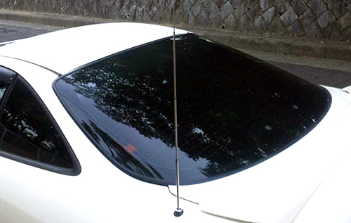 洗車の時にパタっと倒すのはもう古い 目からウロコの最新アンテナ事情 ベストカーweb の写真 6ページ目 自動車情報サイト 新車 中古車 Carview