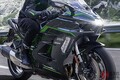 200PSのハイパワーで18.4km／Lを達成！ カワサキの大型スポーツツアラー「Ninja H2 SX SE」2026年モデル発売 塗装の一部に自己修復機能を持つハイリーデュラブルペイントを採用