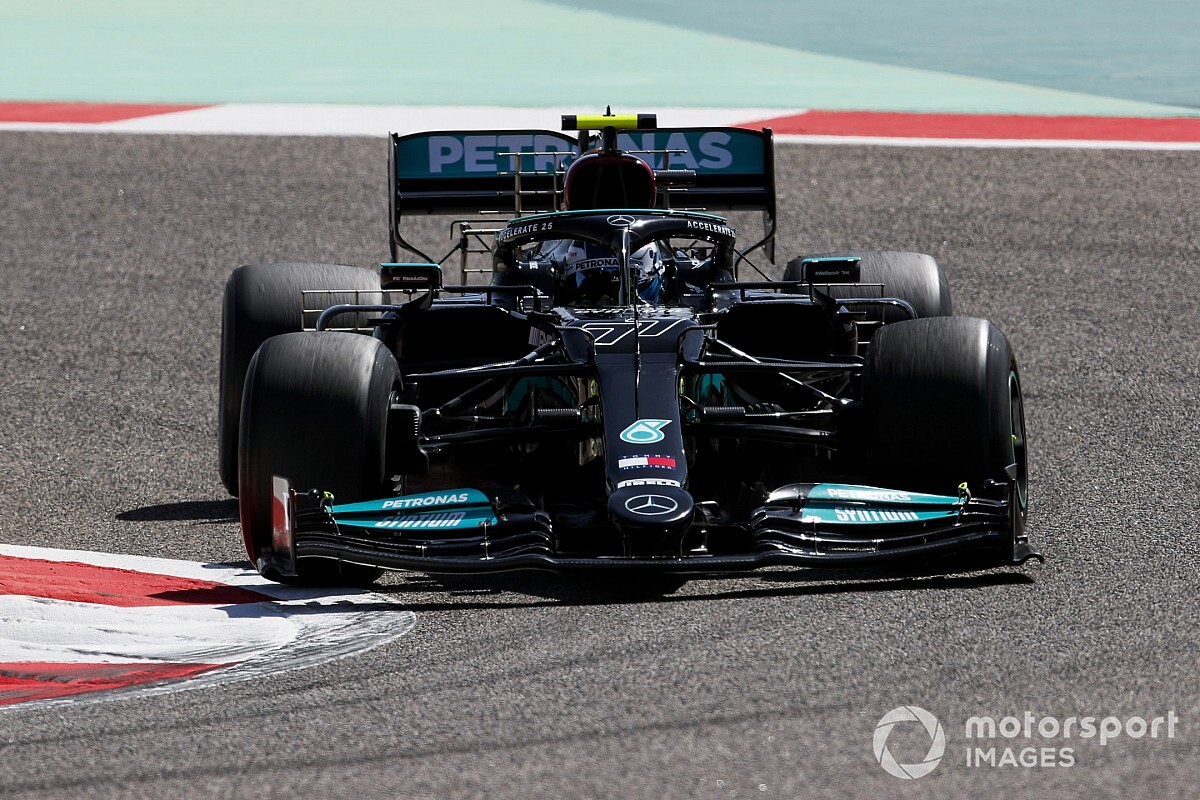 メルセデスw12は扱いづらいマシンなのか リヤが機敏すぎる とボッタス F1プレシーズンテスト Motorsport Com 日本版 自動車情報サイト 新車 中古車 Carview