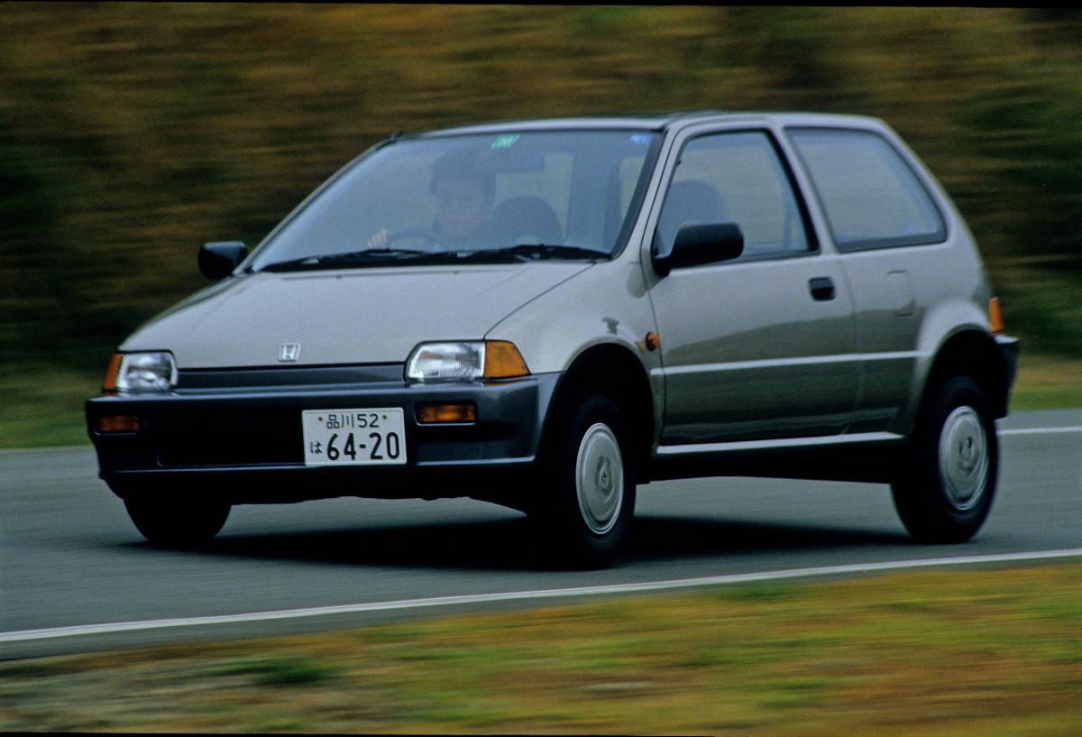 お金のない若者がこぞって腕を磨いた かつて走り屋たちに愛されたff国産スポーツ車13選 Web Cartop 自動車情報サイト 新車 中古車 Carview