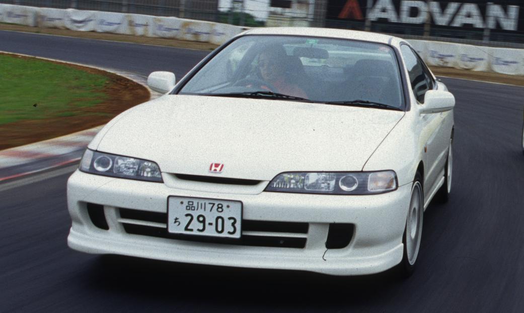 お金のない若者がこぞって腕を磨いた かつて走り屋たちに愛されたff国産スポーツ車13選 Web Cartop 自動車情報サイト 新車 中古車 Carview