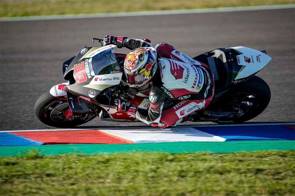 Motogp第3戦アルゼンチンgp 欠場から一転して参戦へ 中上貴晶選手12位フィニッシュ バイクのニュース 自動車情報サイト 新車 中古車 Carview
