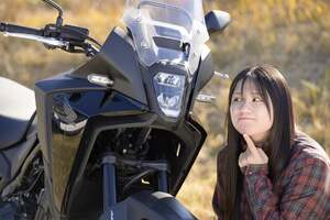 とにかく乗りやすいから乗って見て！ ホンダ「NX400」はどんな道でも走れそうな安定感とモダンなデザインで乗り手を選ばない最強クロスオーバー