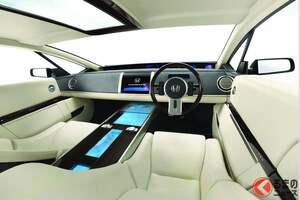 ホンダの「超“うすうす”4WDセダン」がスゴイ！ 全高わずか“1.25m”の「ぺたんこボディ」に大注目！ 斬新すぎる“低床レイアウト”採用した「KIWAMI」の構想は「0サルーン」が継承か？