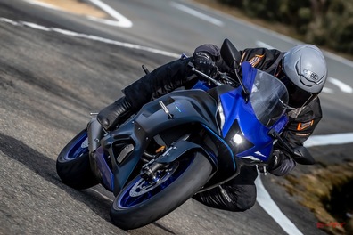 ヤマハYZF-R7はバイク版のユーノス ロードスター（初代）だ!!「自分の腕だけで勝負したいアナタに」