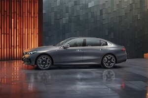 【原因は中国？】長くて広い「5シリーズ」が日本に初導入される。快適セダンの期待とBMWの“ウラ事情”
