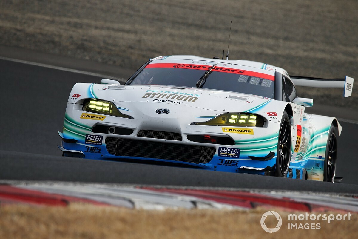 【スーパーGT】GT300王者オリベイラ、3台に増えたスープラ勢を警戒「彼らはかなり速い」