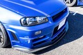 R34型スカイラインGT-Rかと思いきや…中身は「25GTターボ」！「イジりだすとキリがないです」