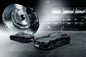 『メルセデスAMG GT』がさらにパワフルに。漆黒の特別仕様車“Night Edition”も設定