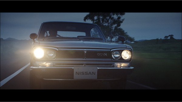 キムタクのcmに出てくるクルマが欲しい 買っちゃえ 日産の名車 ベストカーweb 自動車情報サイト 新車 中古車 Carview