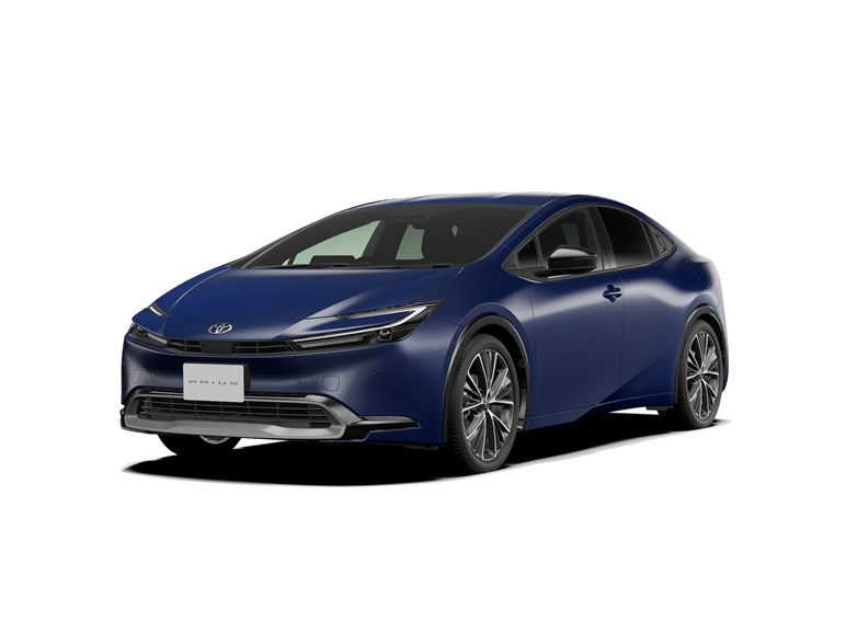 新型プリウス発売。2.0Lは196PSで28.6km/L、価格は320から
