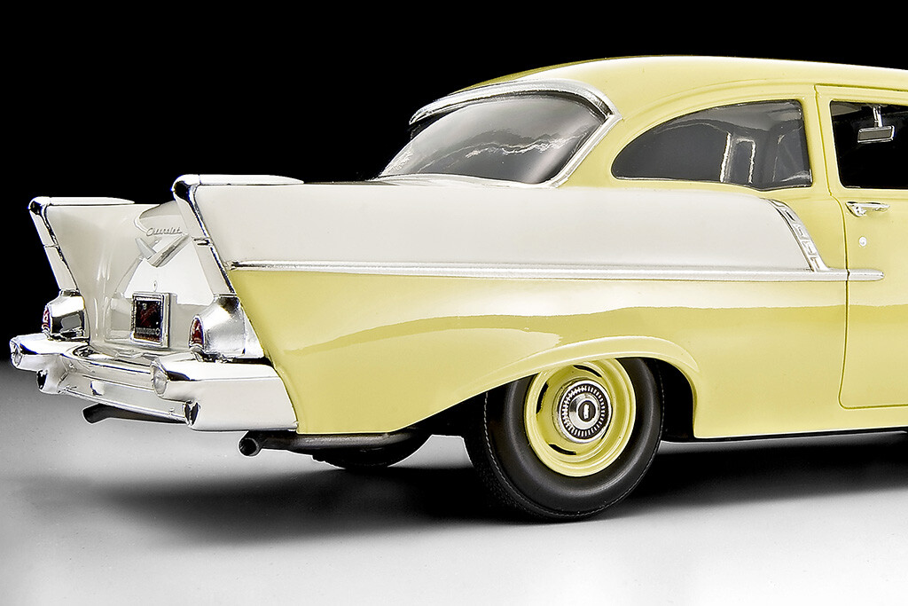 華やかイメージの50’sシボレー、だけどこんなに簡素なの!?レベル製プラモ「1957年型150ユーティリティセダン」【モデルカーズ】