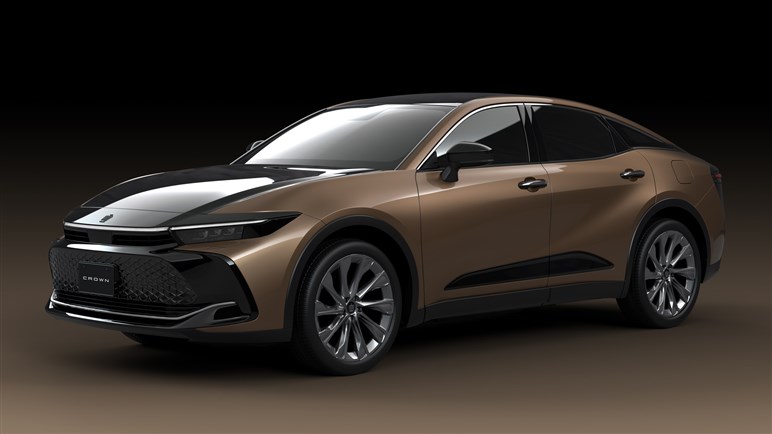 まさかの 4タイプのクラウン 登場 16代目となる新型世界初公開 発売は今秋 Carview 自動車情報サイト 新車 中古車 Carview