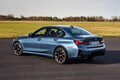 【独自】BMW新型「3シリーズ」は“ノイエクラッセ顔”で26年公開。4本マフラーの直6仕様もあるゾ！